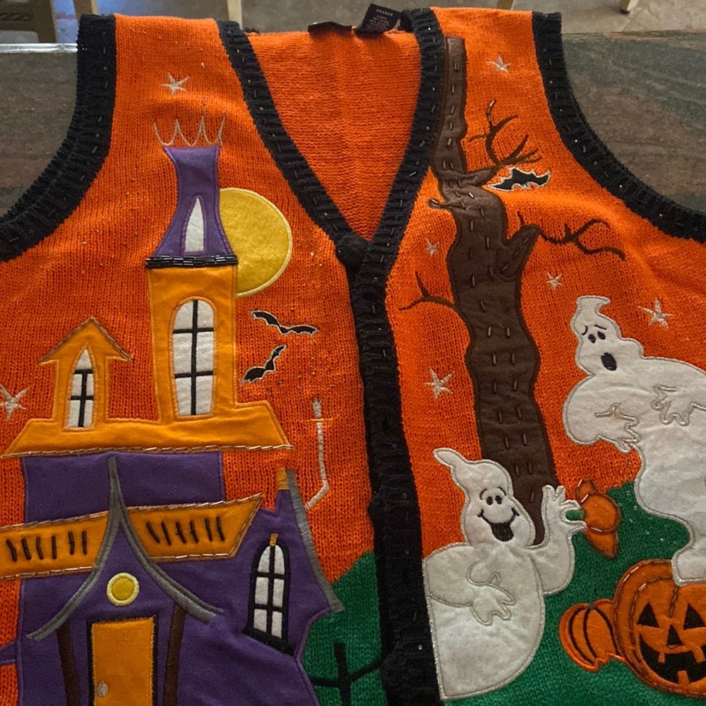 Vintage 50’s Halloween knitted beaded vest!
